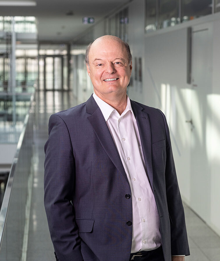 VR Roland Baechthold